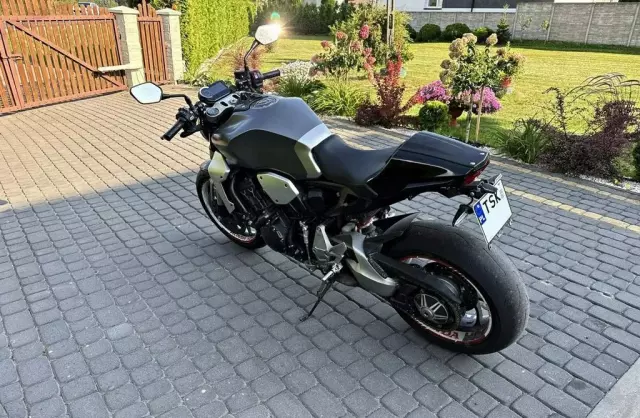 HONDA CB 