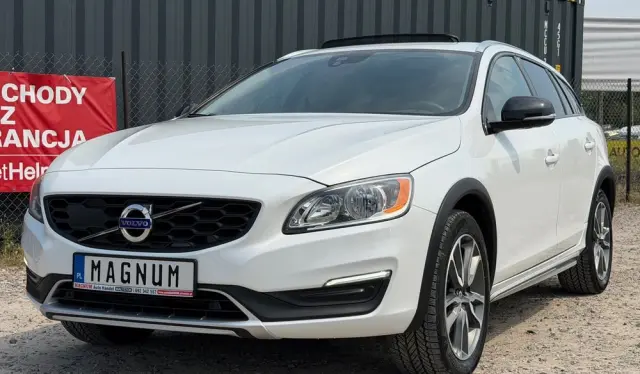 VOLVO V60 Cross Country T5 AWD Geartronic Summum