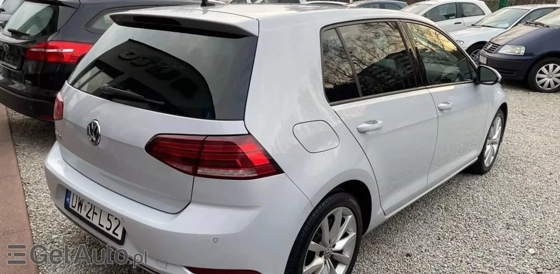 VOLKSWAGEN Golf 1.6 TDI (110 KM)