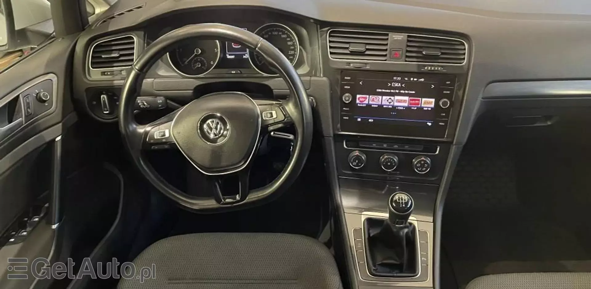 VOLKSWAGEN Golf 1.6 TDI (110 KM)