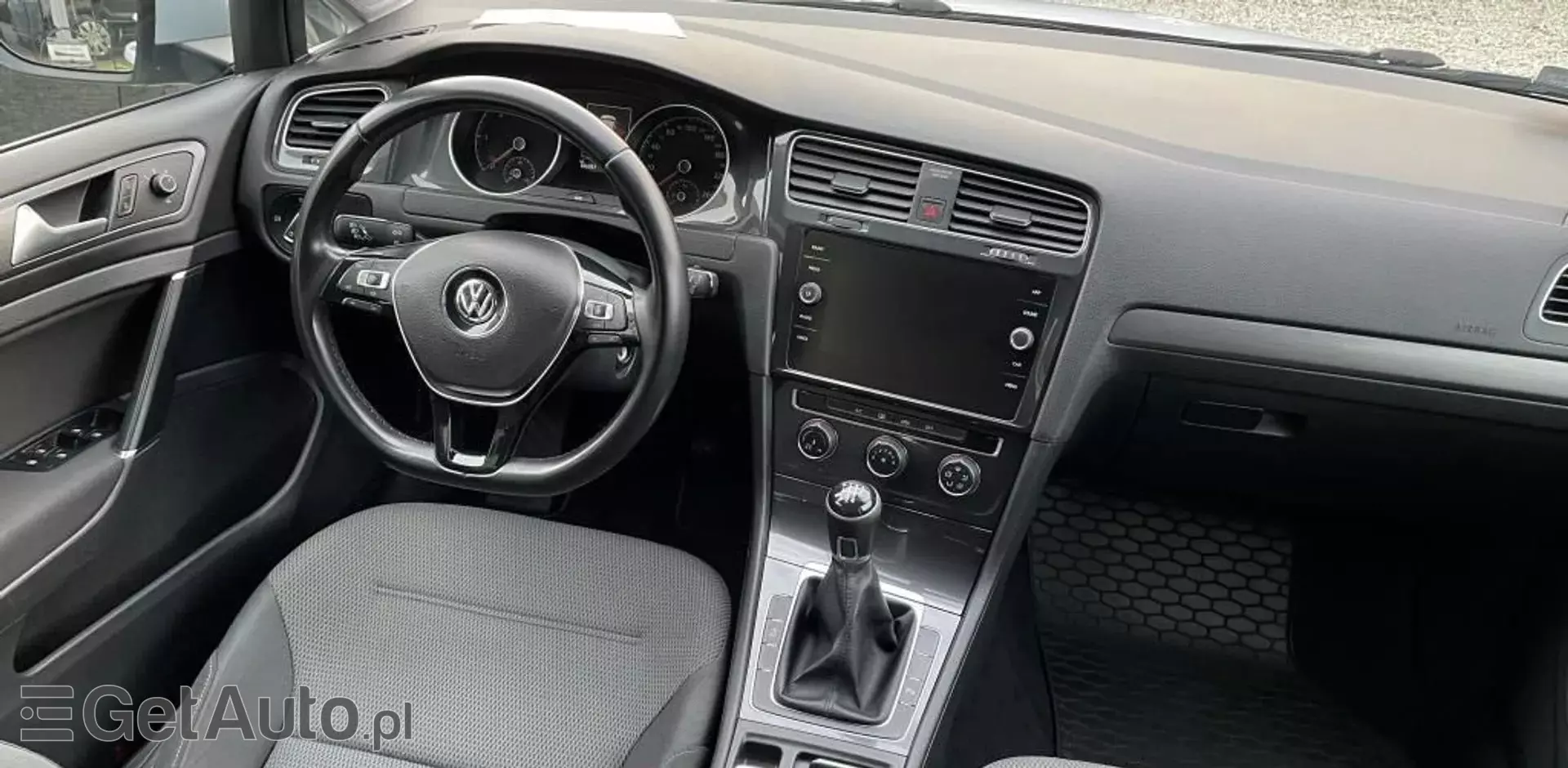 VOLKSWAGEN Golf 1.6 TDI (110 KM)