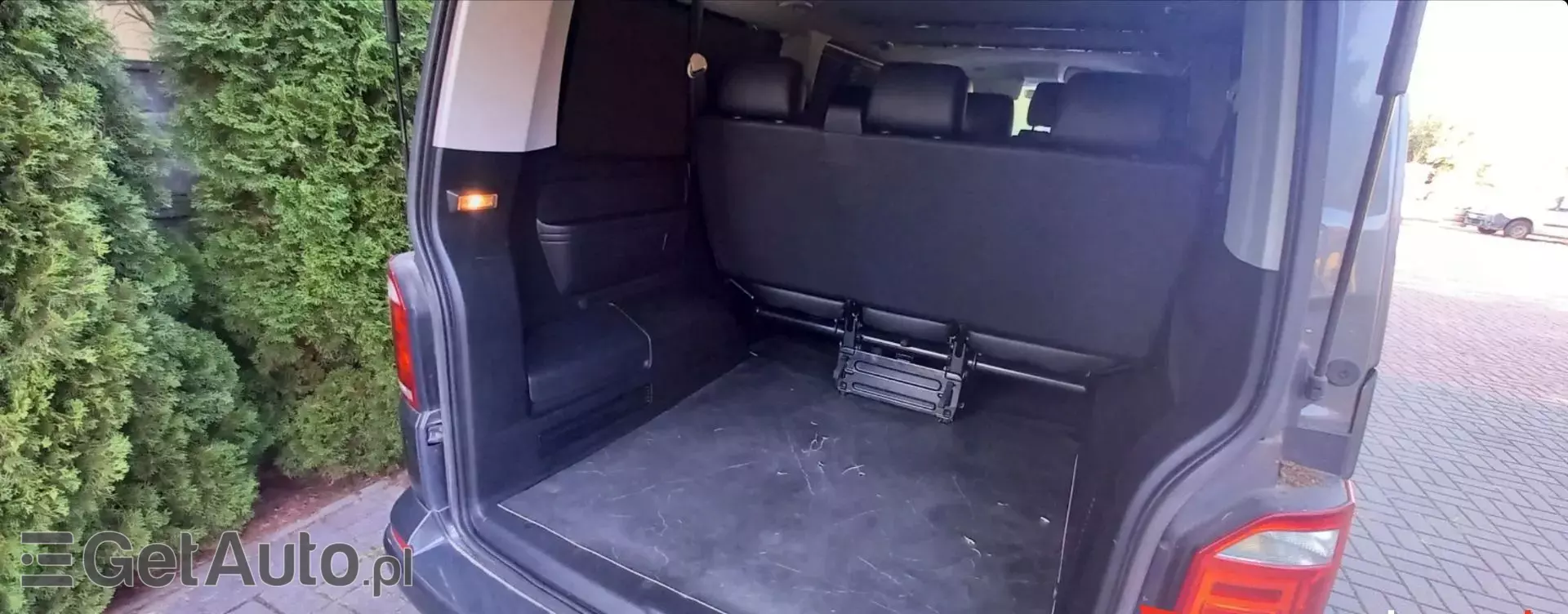 VOLKSWAGEN Multivan 2.0 TDI (150 KM)