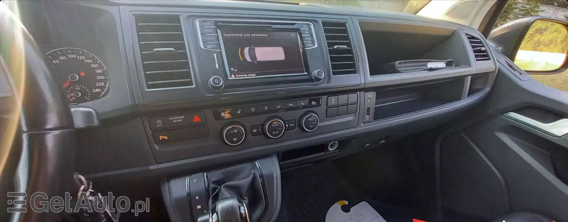 VOLKSWAGEN Multivan 2.0 TDI (150 KM)