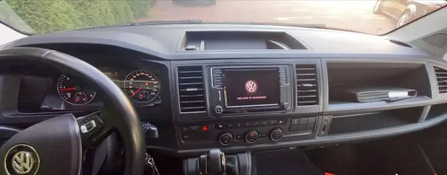 VOLKSWAGEN Multivan 2.0 TDI (150 KM)