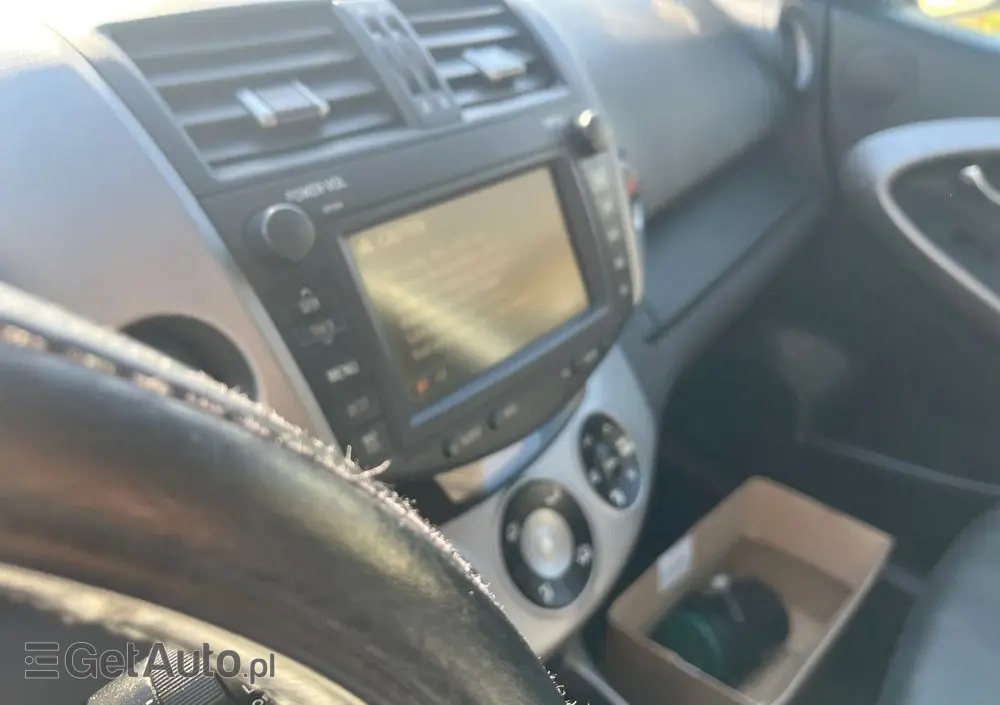 TOYOTA RAV4 2.2 D-4D X