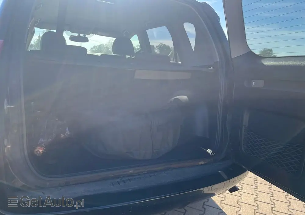 TOYOTA RAV4 2.2 D-4D X