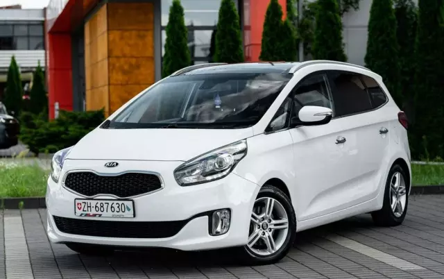 KIA Carens 1.7 CRDi XL 7os DCT