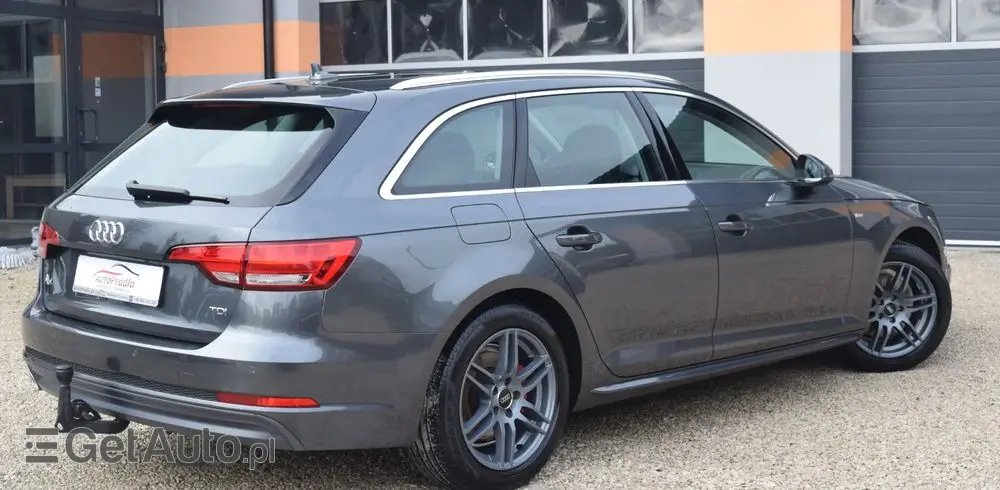AUDI A4 Avant 2.0 TDI DPF S line Sportpaket