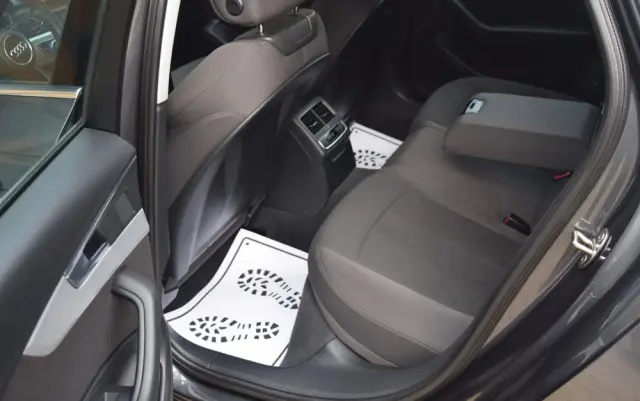 AUDI A4 Avant 2.0 TDI DPF S line Sportpaket