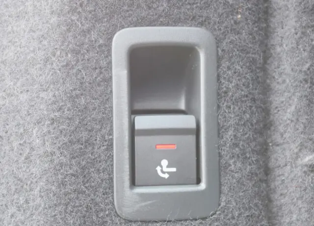 AUDI A4 Avant 2.0 TDI DPF S line Sportpaket