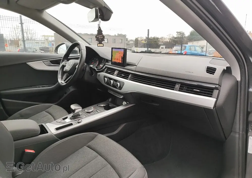 AUDI A4 Limousine 2.0 TDI ultra S tronic design