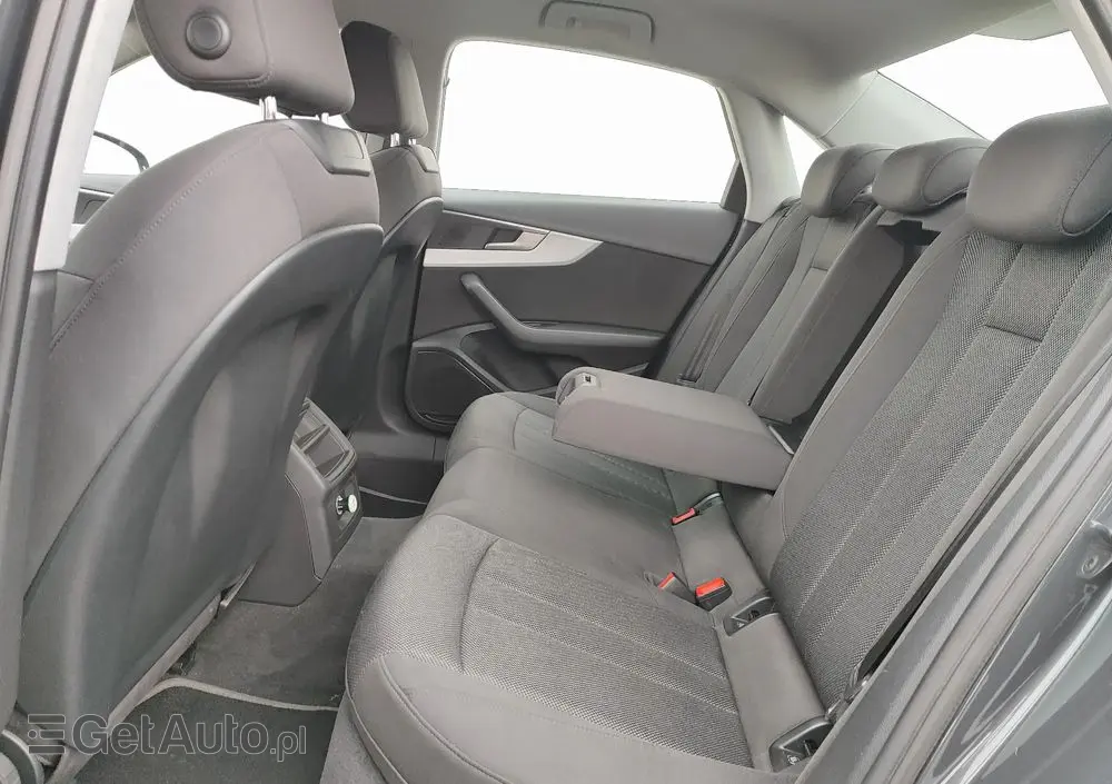 AUDI A4 Limousine 2.0 TDI ultra S tronic design