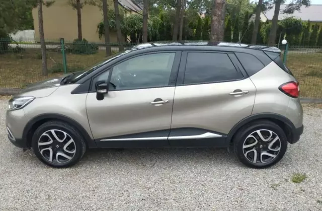 RENAULT Captur 