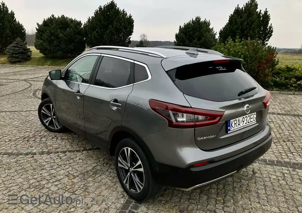 NISSAN Qashqai 1.3 DIG-T N-Connecta