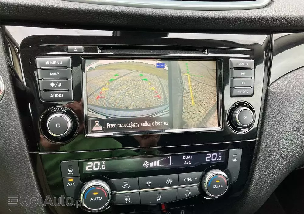 NISSAN Qashqai 1.3 DIG-T N-Connecta