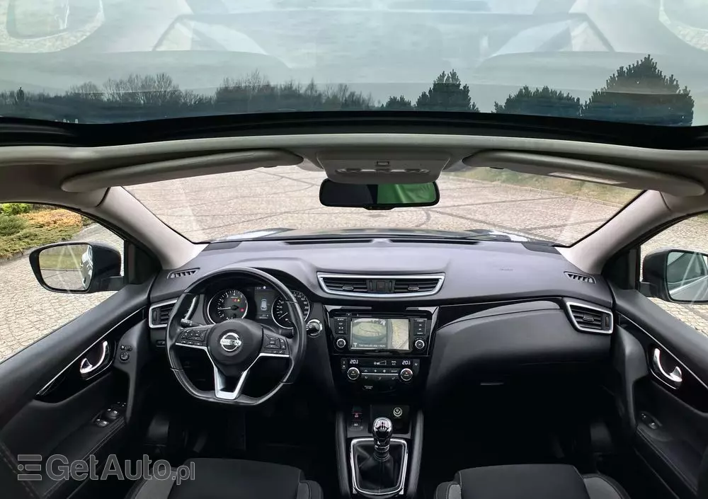 NISSAN Qashqai 1.3 DIG-T N-Connecta