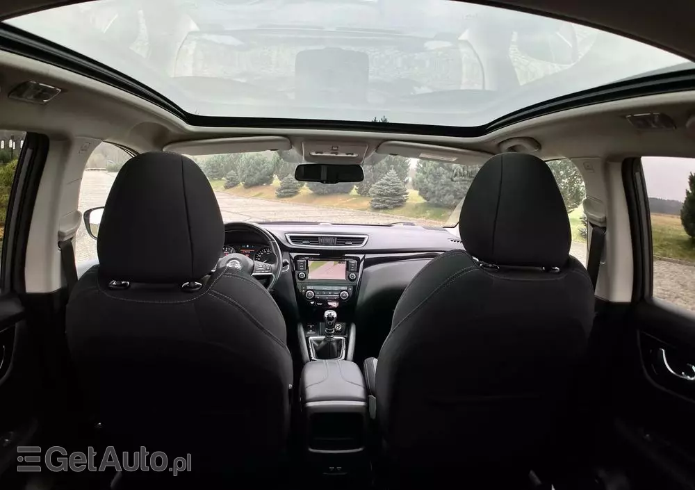 NISSAN Qashqai 1.3 DIG-T N-Connecta