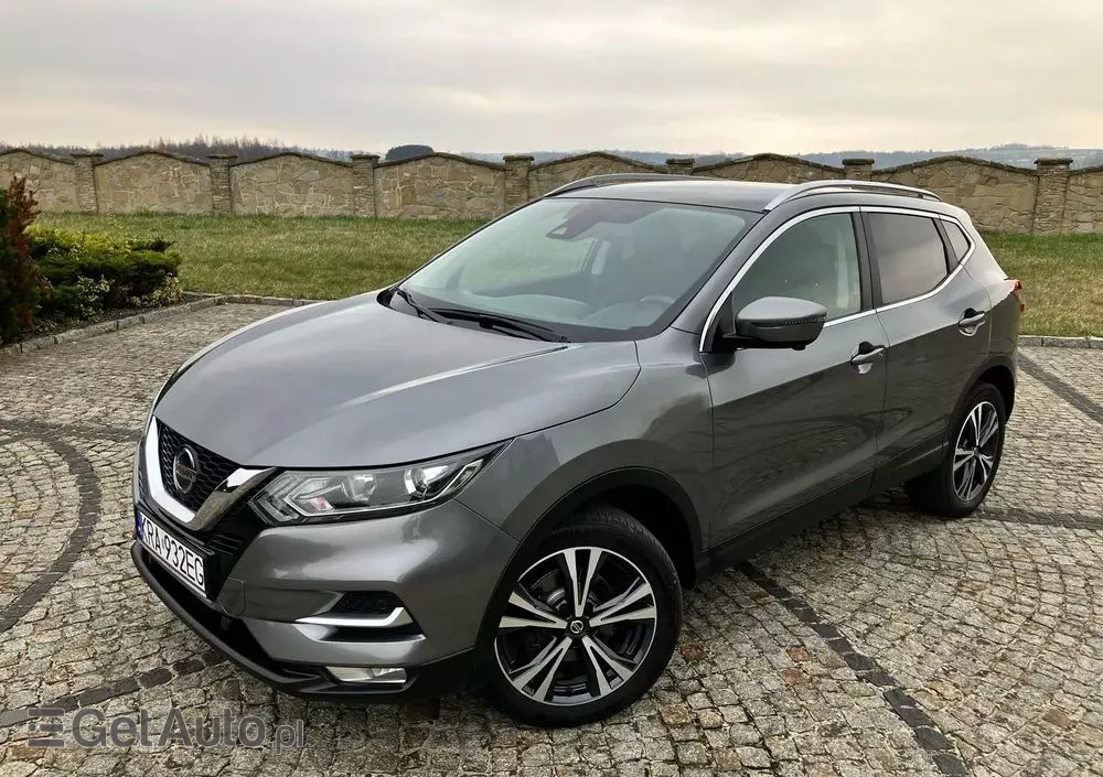 NISSAN Qashqai 1.3 DIG-T N-Connecta