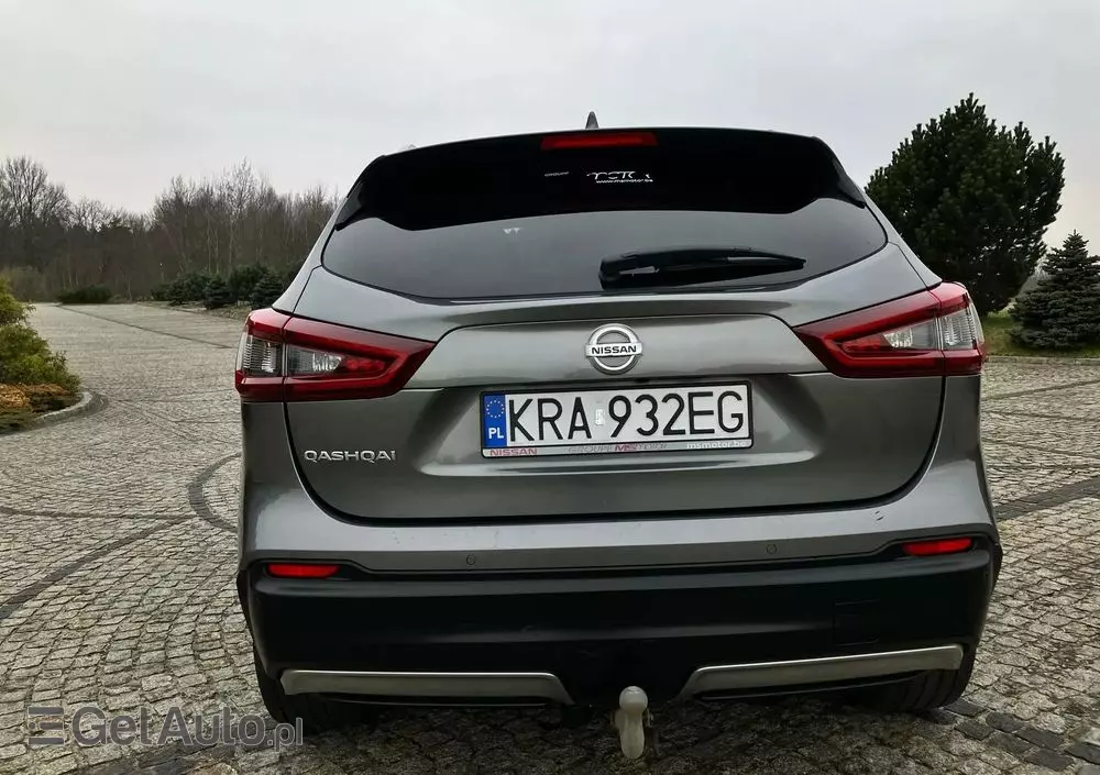 NISSAN Qashqai 1.3 DIG-T N-Connecta