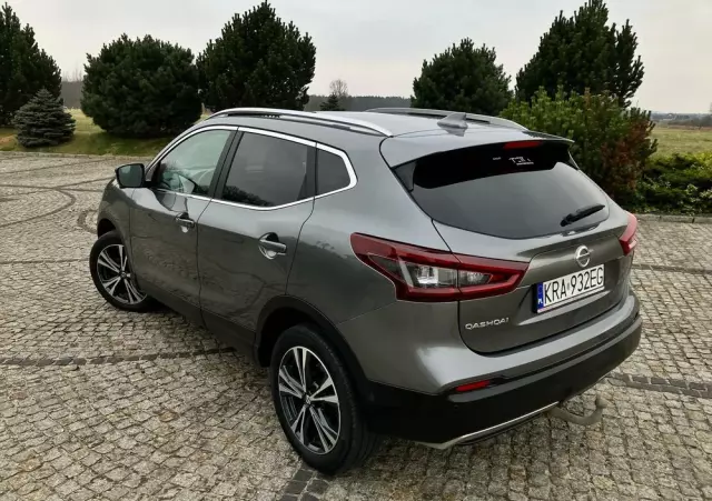 NISSAN Qashqai 1.3 DIG-T N-Connecta
