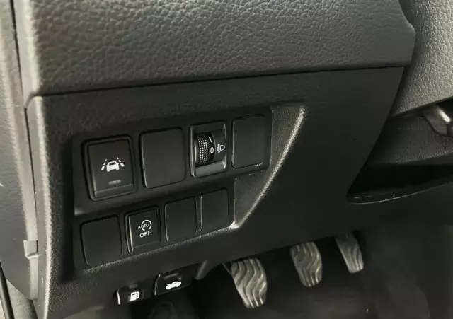 NISSAN Qashqai 1.3 DIG-T N-Connecta