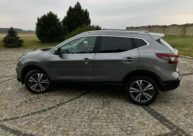 NISSAN Qashqai 1.3 DIG-T N-Connecta