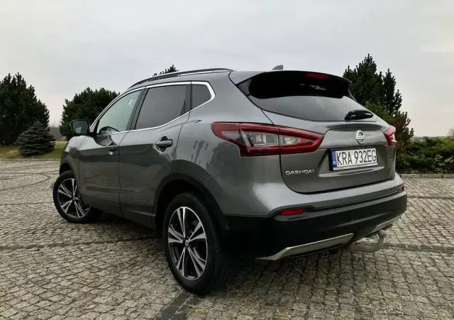 NISSAN Qashqai 1.3 DIG-T N-Connecta