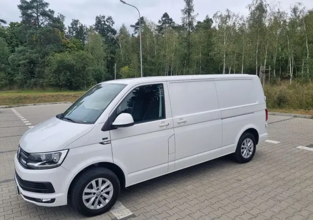 VOLKSWAGEN Transporter 
