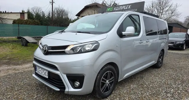 TOYOTA Proace Verso 2.0 D4-D Long Family