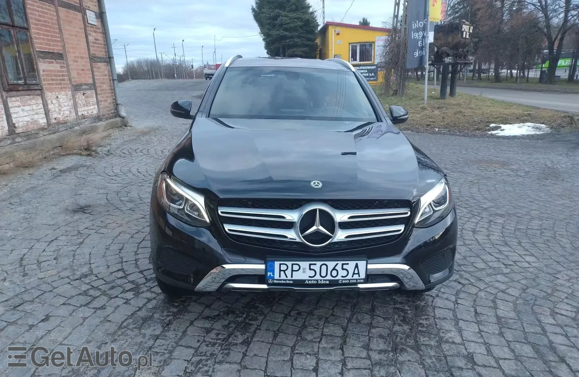 MERCEDES-BENZ GLC 
