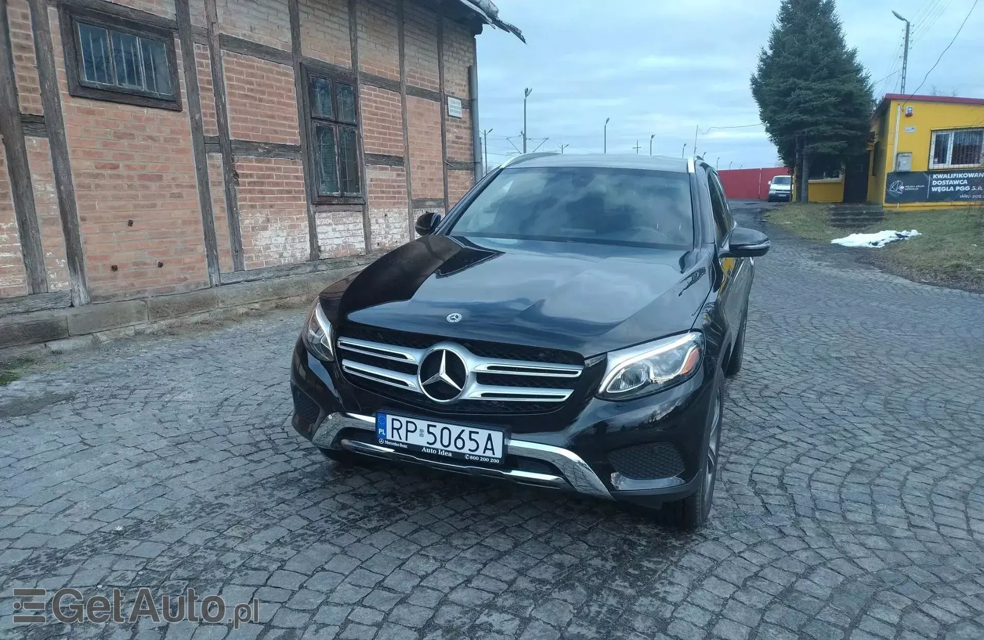 MERCEDES-BENZ GLC 