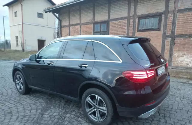 MERCEDES-BENZ GLC 