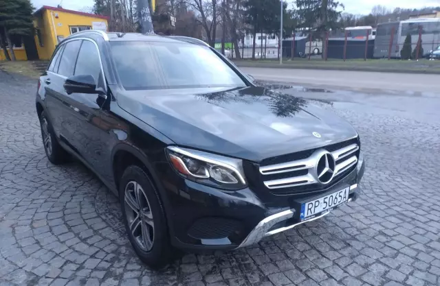 MERCEDES-BENZ GLC 