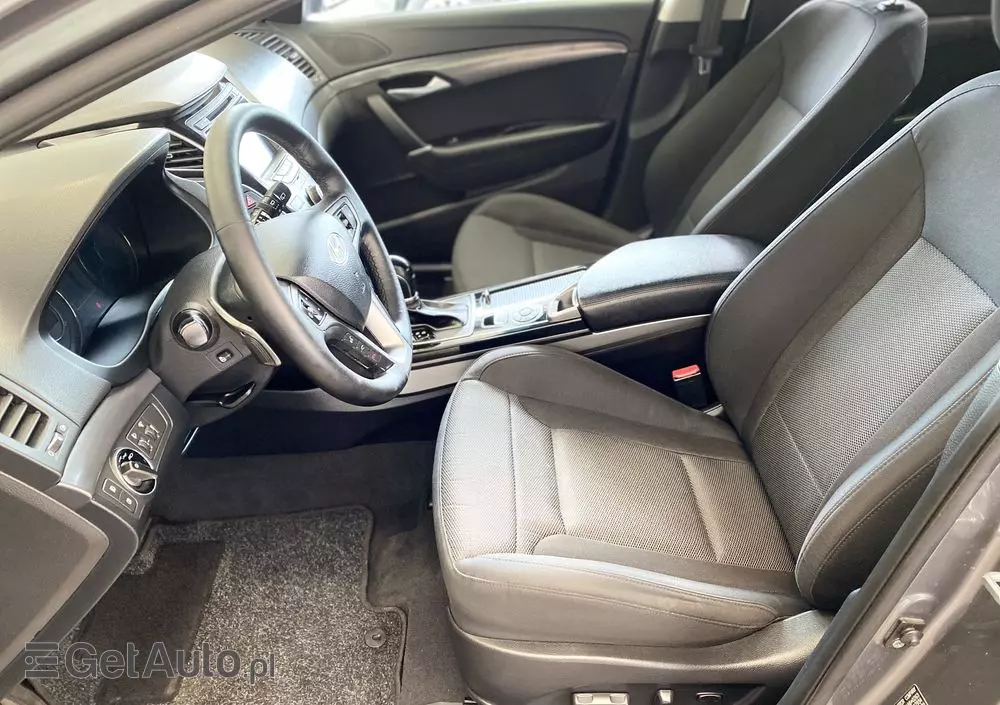 HYUNDAI I40 1.7 CRDi Premium DCT