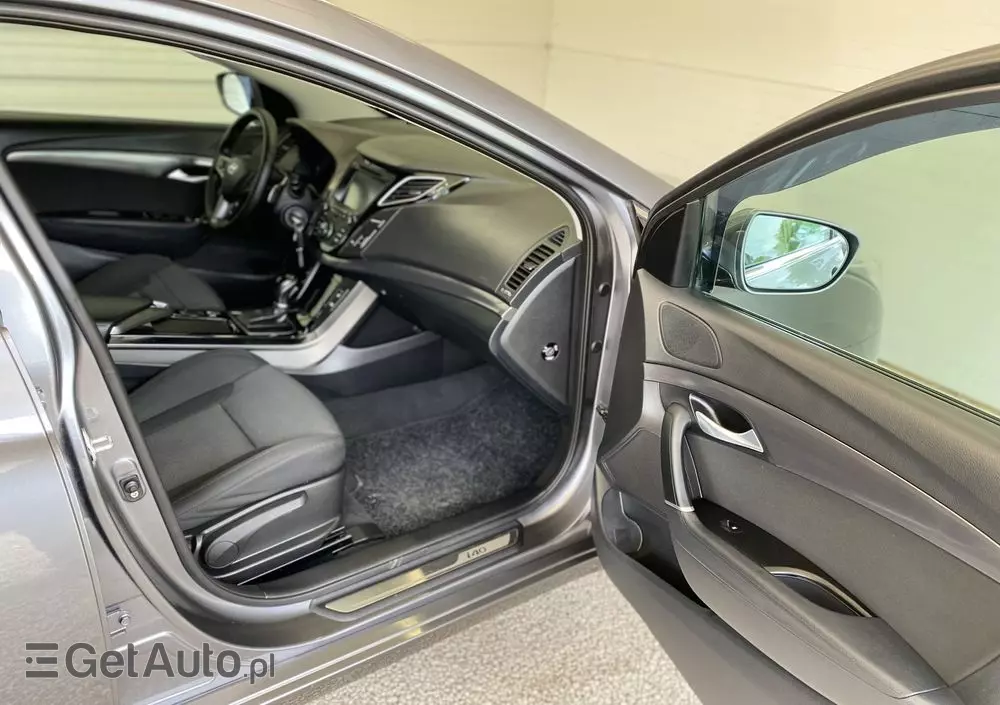 HYUNDAI I40 1.7 CRDi Premium DCT