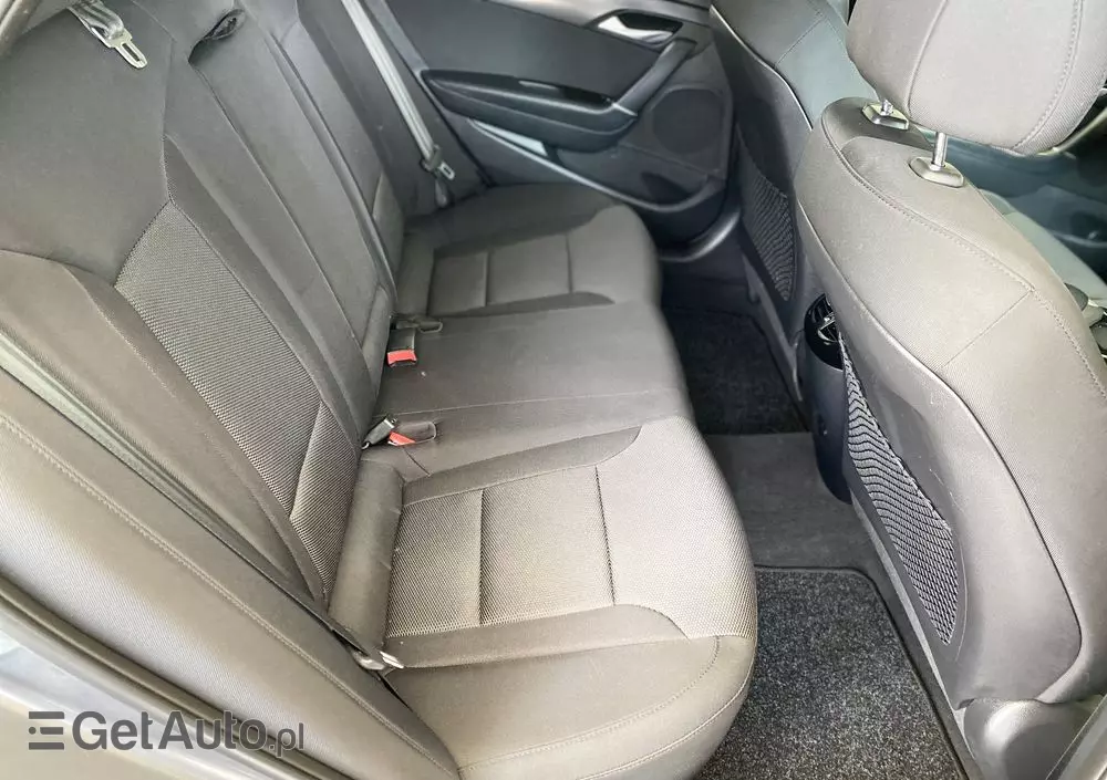 HYUNDAI I40 1.7 CRDi Premium DCT