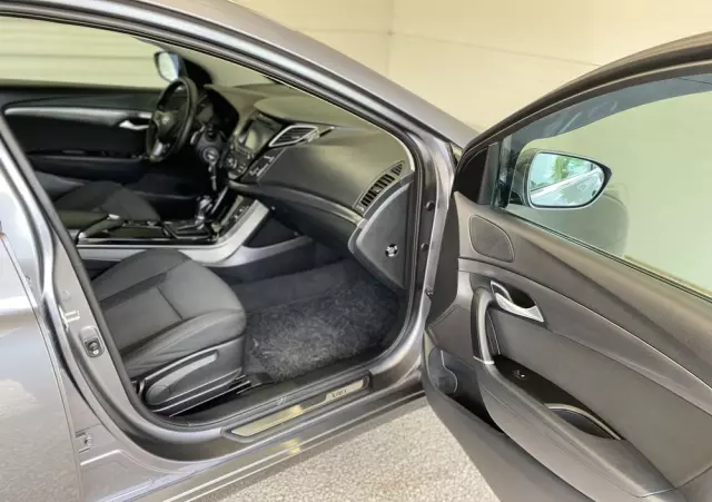 HYUNDAI I40 1.7 CRDi Premium DCT
