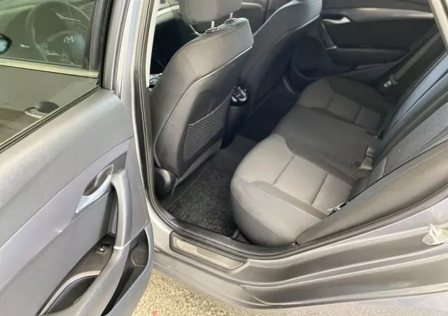 HYUNDAI I40 1.7 CRDi Premium DCT