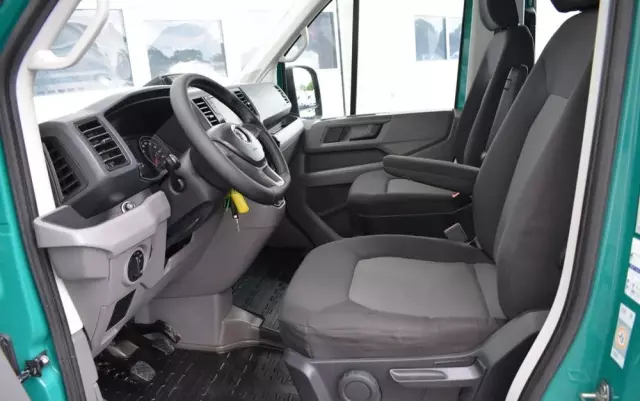 VOLKSWAGEN CRAFTER II brygadówka 