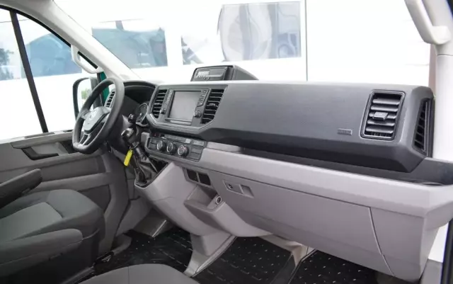 VOLKSWAGEN CRAFTER II brygadówka 