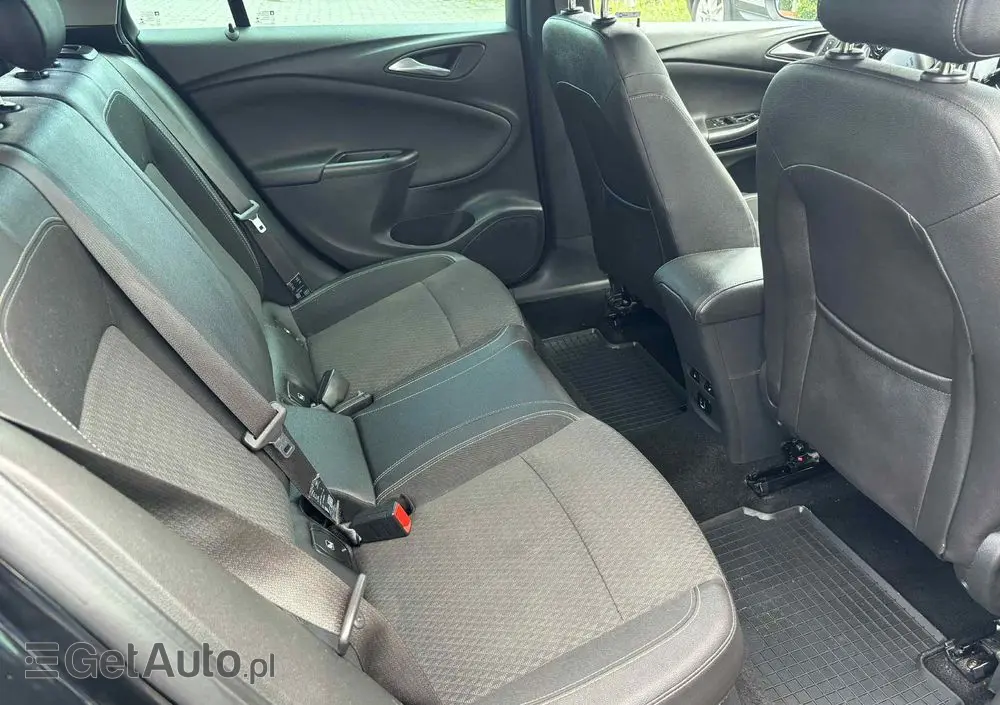 OPEL Astra 1.4 Turbo Sports Tourer Ultimate