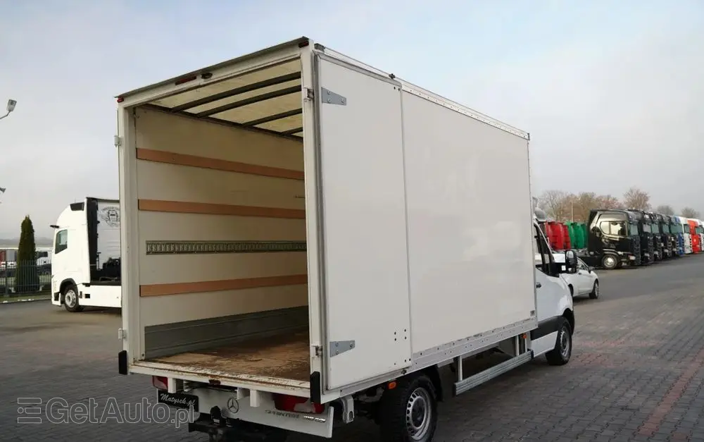 MERCEDES-BENZ SPRINTER / KONTENER / 2019 ROK 