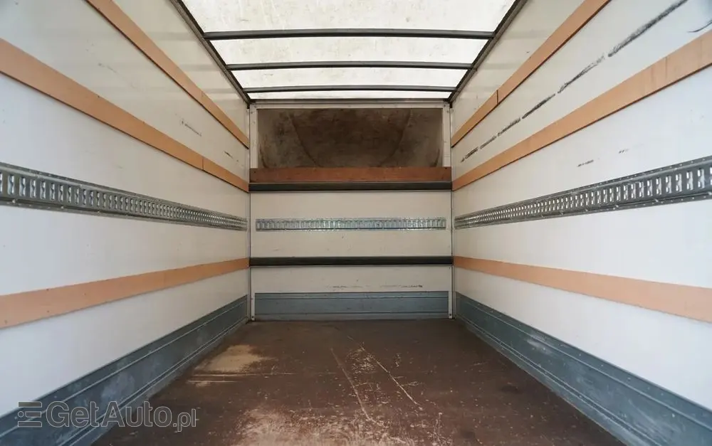 MERCEDES-BENZ SPRINTER / KONTENER / 2019 ROK 