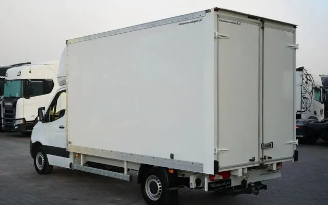 MERCEDES-BENZ SPRINTER / KONTENER / 2019 ROK 