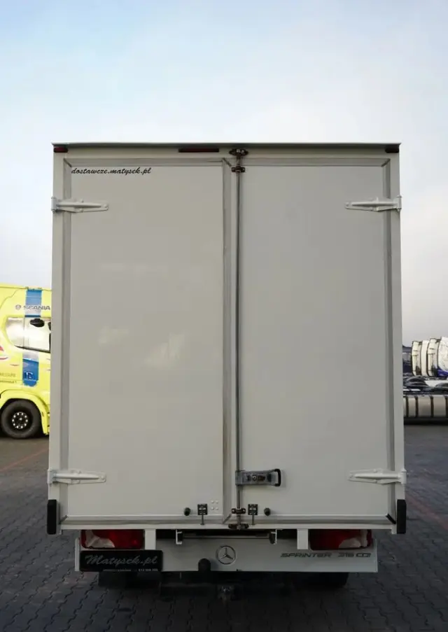 MERCEDES-BENZ SPRINTER / KONTENER / 2019 ROK 