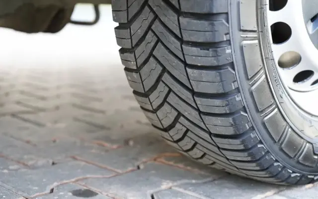 MERCEDES-BENZ SPRINTER / KONTENER / 2019 ROK 