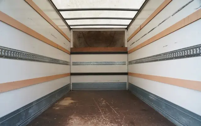 MERCEDES-BENZ SPRINTER / KONTENER / 2019 ROK 