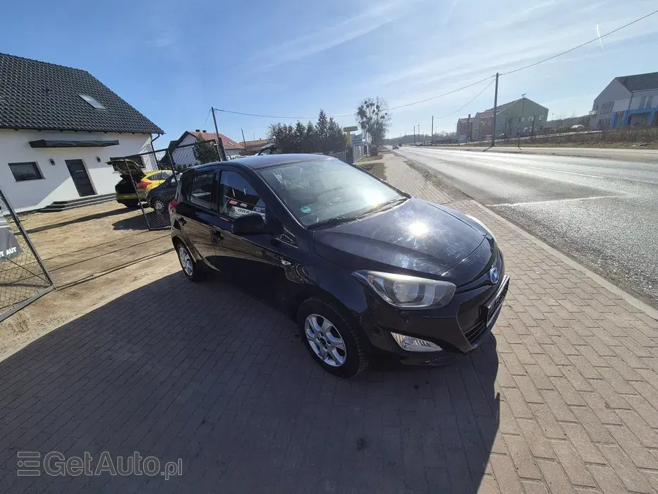 HYUNDAI I20 Style