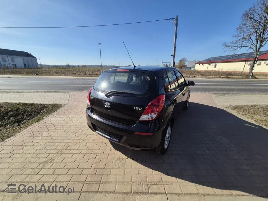 HYUNDAI I20 Style