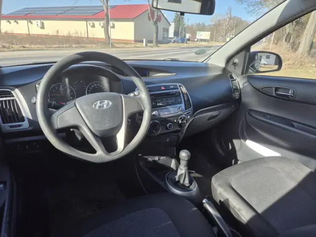 HYUNDAI I20 Style